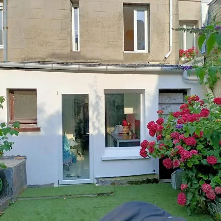 Holiday home Maison Spacieuse De 2 Chambres Avec Cour