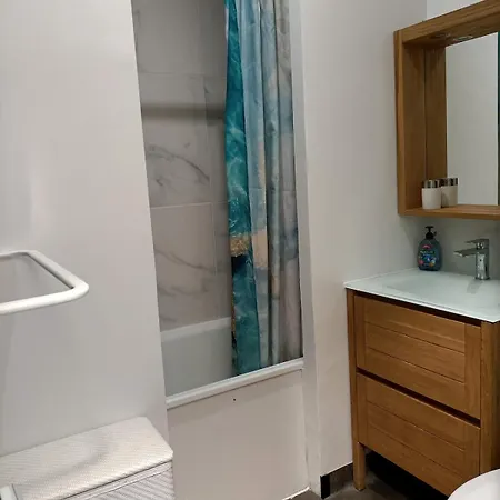 Vakantiehuis Maison Spacieuse De 2 Avec Cour Le Tréport