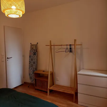 Maison Spacieuse De 2 Avec Jardinet Exterieur * ル・トレポール