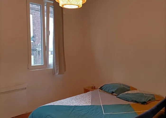 Maison Spacieuse De 2 Avec Cour Holiday home